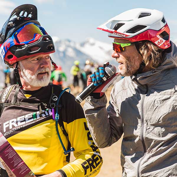 Interview mit einem Teilnehmer vor dem Start - Singeltrail Schnitzeljagd Sölden